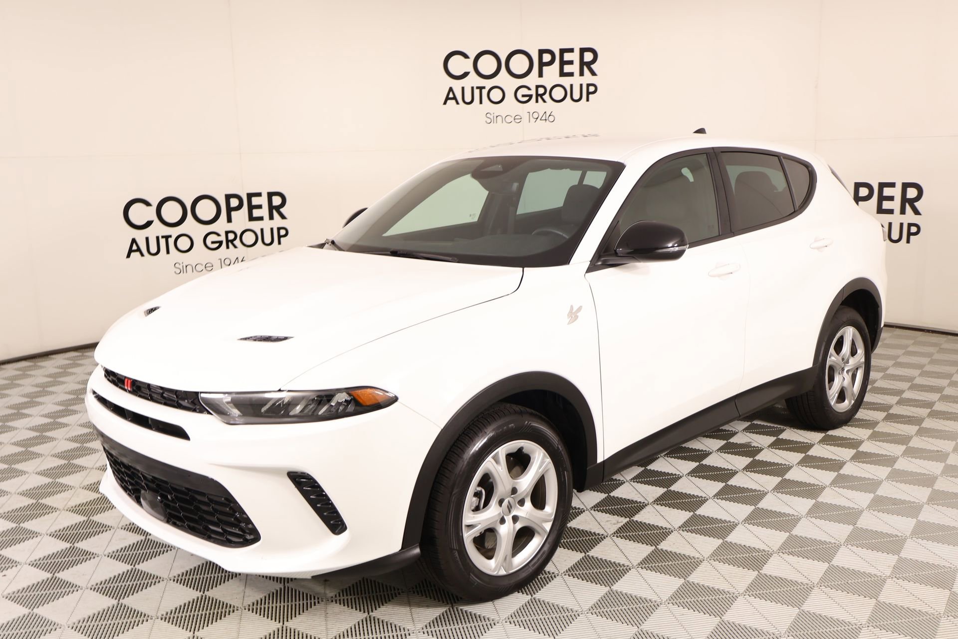 Used 2025 Dodge Hornet GT w/ Cold Weather Group AWD/4WD image 9