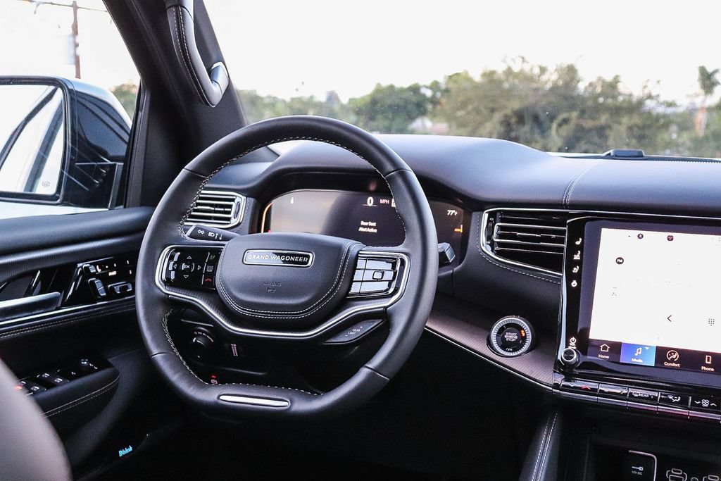 New 2026 Jeep Grand Wagoneer Summit AWD/4WD image 17