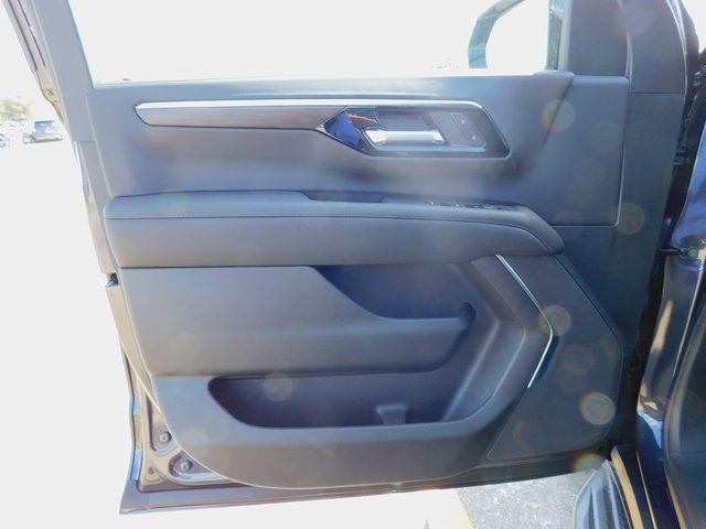 New 2026 Chevrolet Suburban LS w/ LPO, Dark Essentials Package image 12