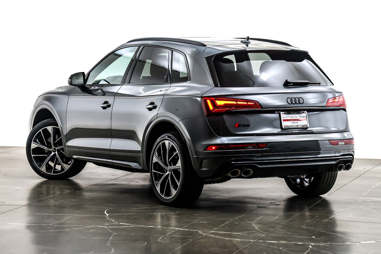 Used 2024 Audi SQ5 Premium Plus w/ Premium Plus Package image 13
