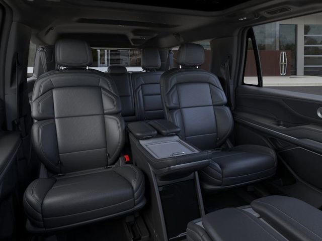 New 2026 Lincoln Navigator L Reserve w/ Jet Appearance Package image 12