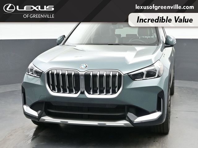 Used 2026 BMW X1 xDrive28i w/ Technology Package image 3