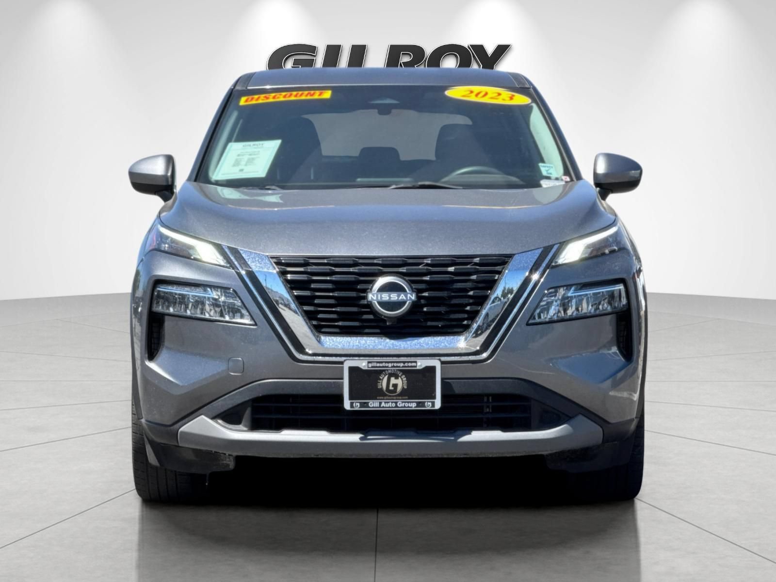 Used 2023 Nissan Rogue SV FWD image 9