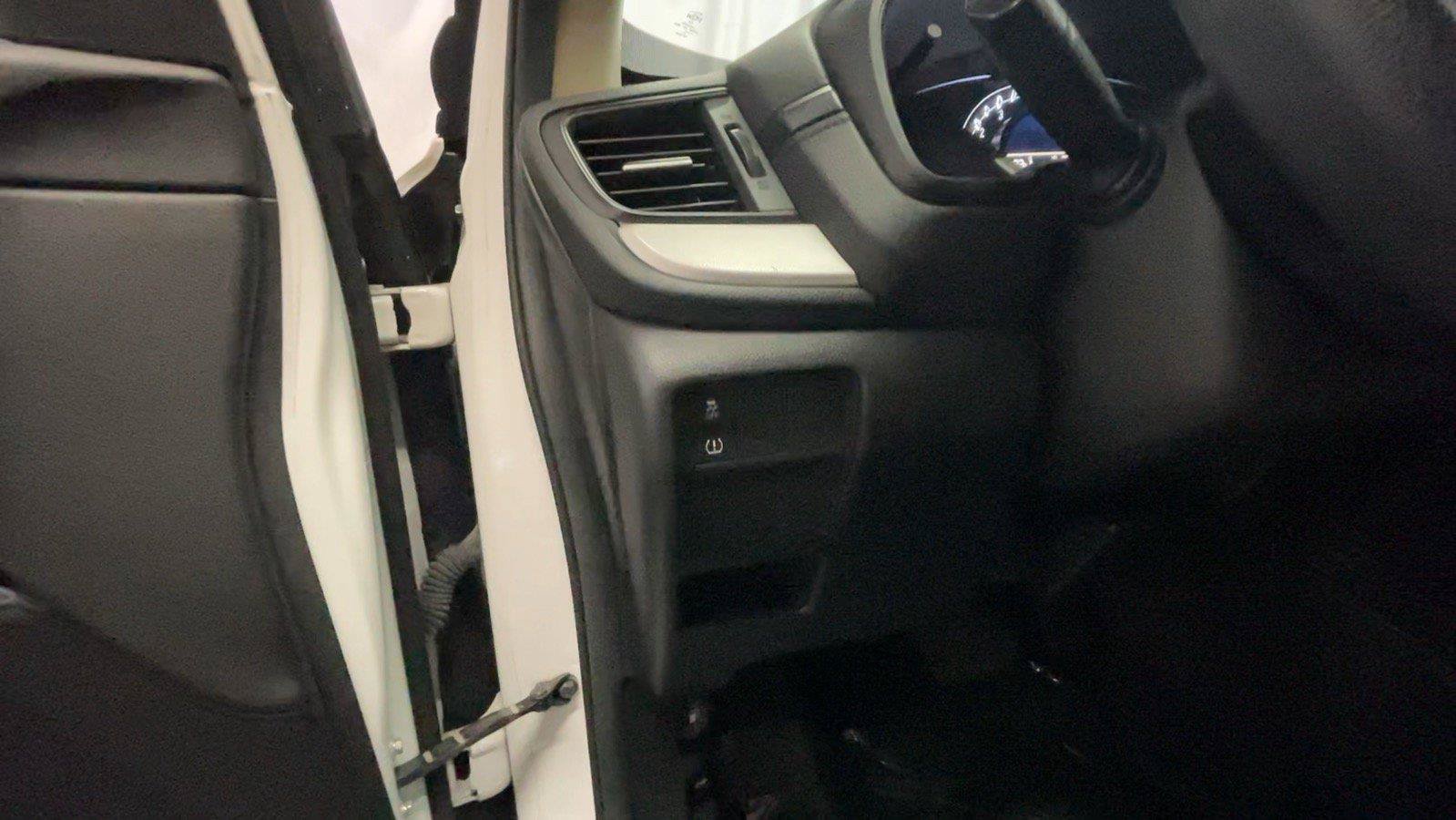 Used 2019 Honda CR-V LX image 30
