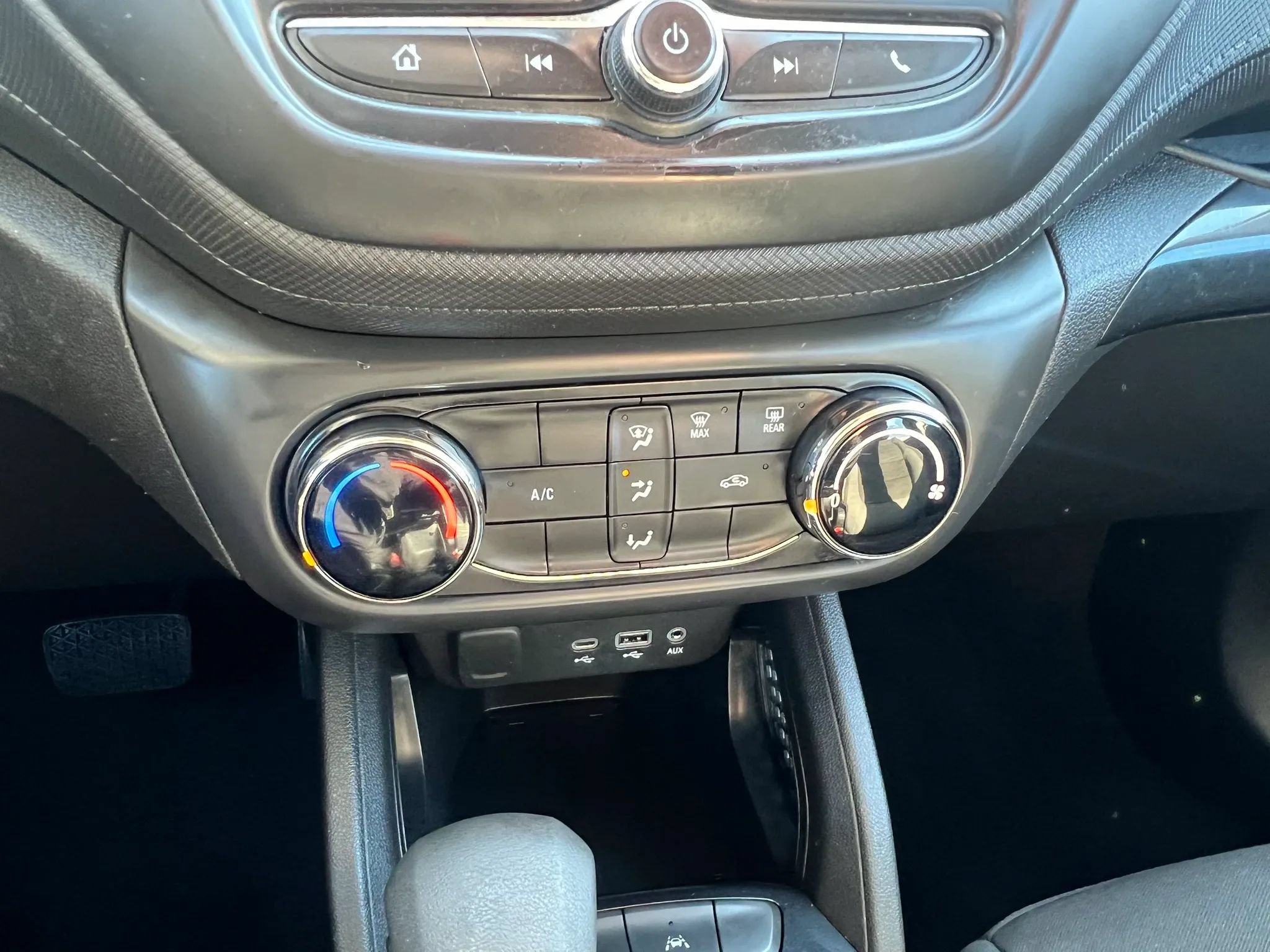 Used 2021 Chevrolet TrailBlazer LS FWD image 19
