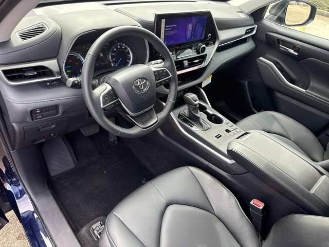 Used 2026 Toyota Highlander XLE AWD/4WD image 25