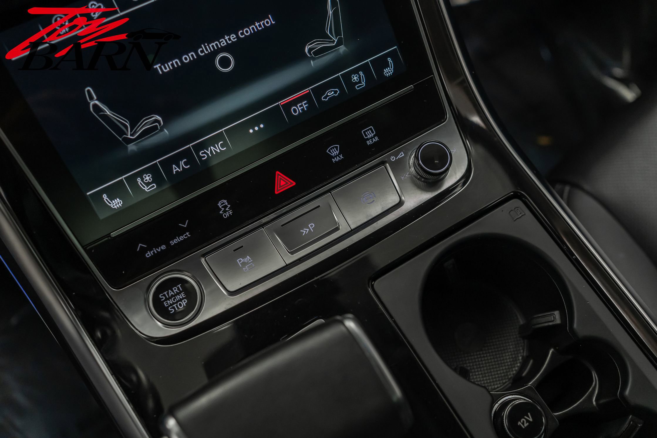 Used 2023 Audi Q8 Prestige image 38