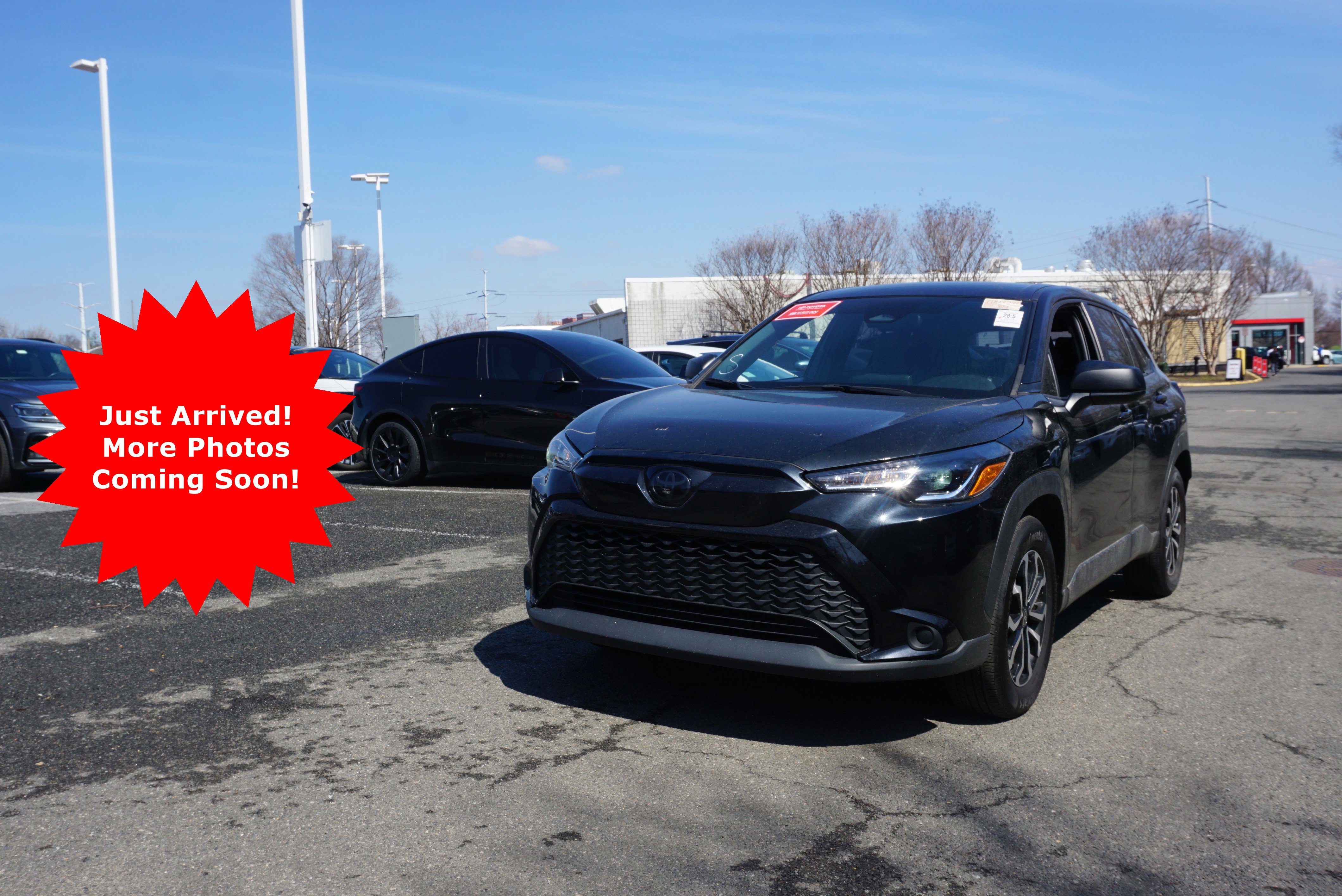 Used 2023 Toyota Corolla Cross S image 1