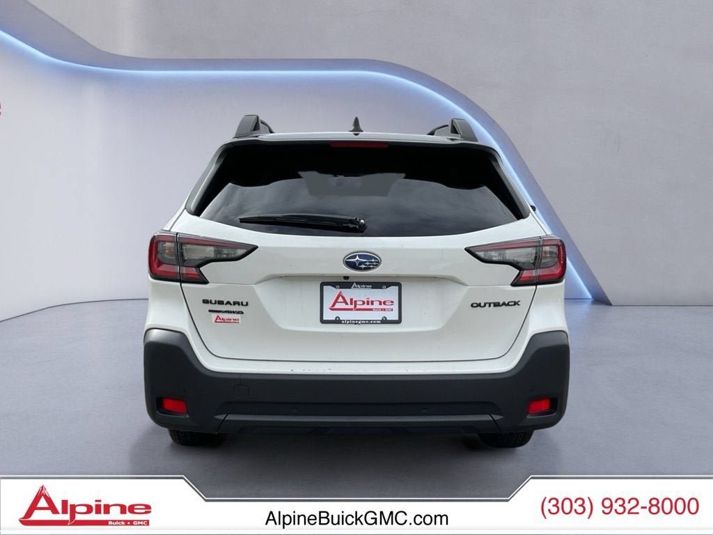 Used 2025 Subaru Outback Onyx Edition AWD/4WD image 4