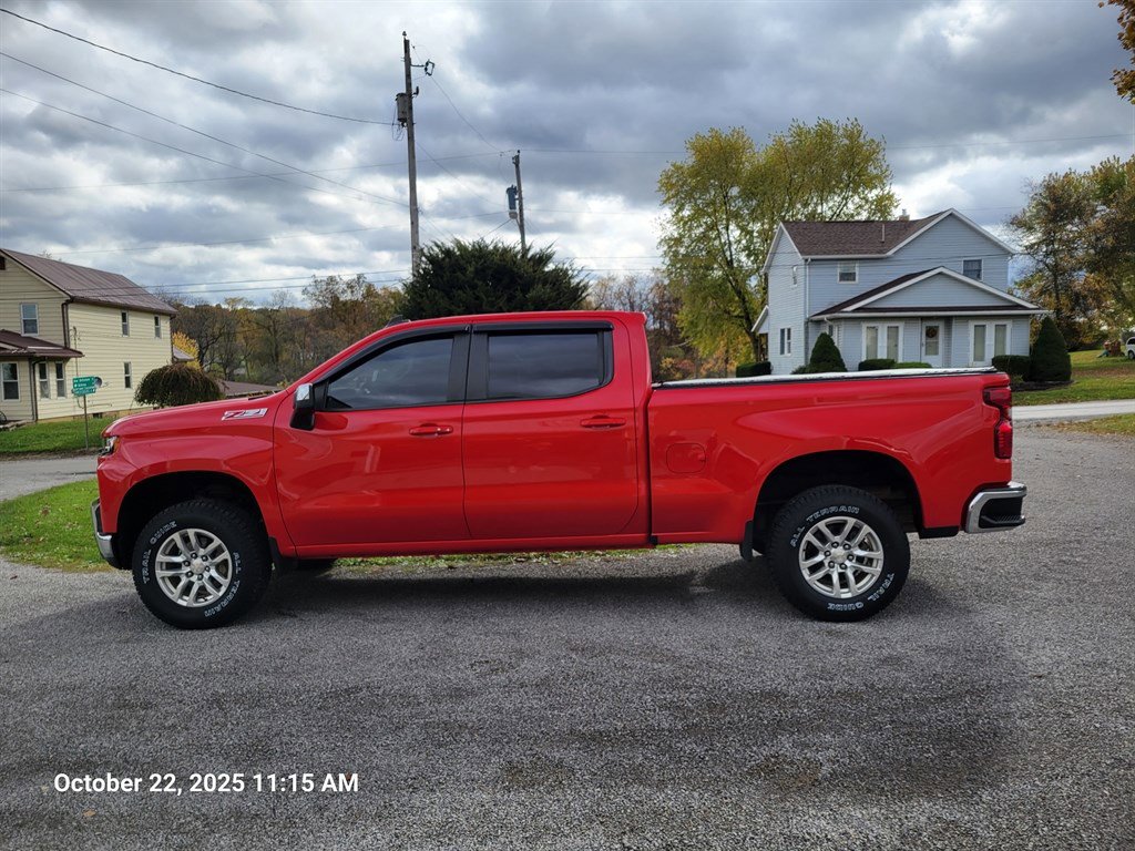 Used 2020 Chevrolet Silverado 1500 LT w/ All-Star Edition image 4