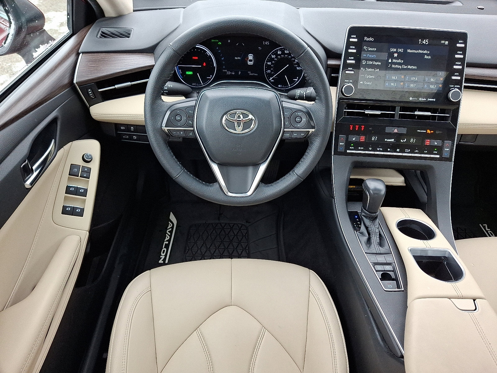 Used 2021 Toyota Avalon XLE image 11