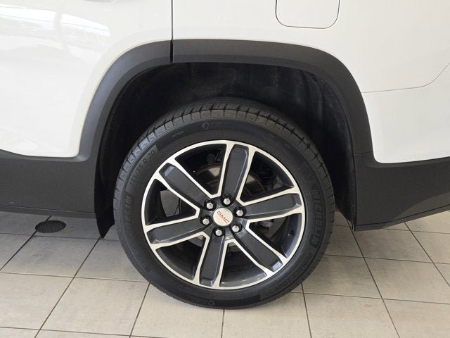 Used 2022 GMC Acadia SLT w/ Technology Package AWD/4WD image 14