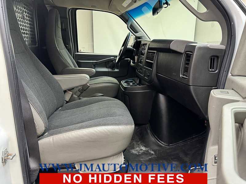 Used 2020 GMC Savana 2500 w/ Driver Convenience Package image 19