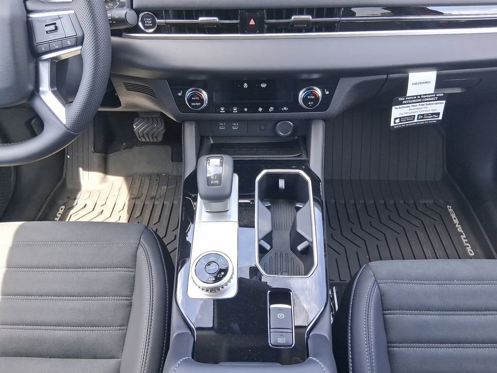 New 2026 Mitsubishi Outlander SE AWD/4WD image 11