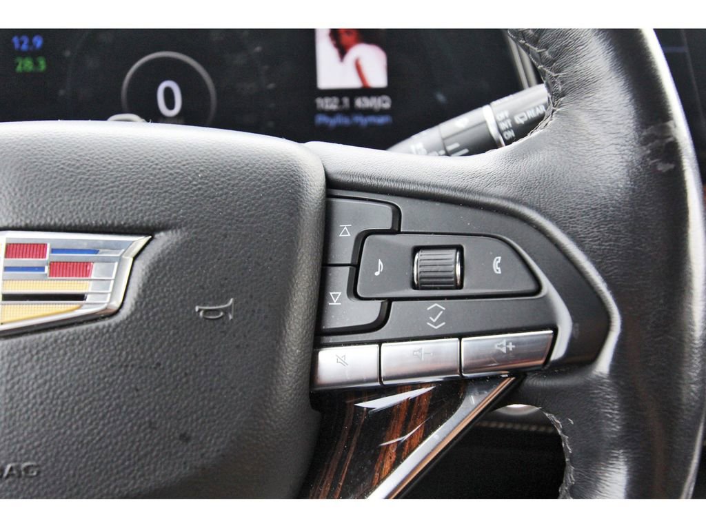 Used 2023 Cadillac Escalade ESV Premium Luxury RWD image 17