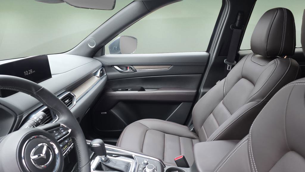 Certified 2025 MAZDA CX-5 Signature image 13