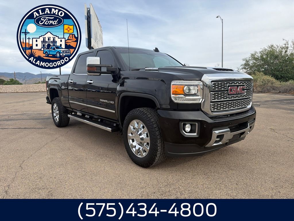 Used 2019 GMC Sierra 2500 Denali w/ Duramax Plus Package AWD/4WD image 7