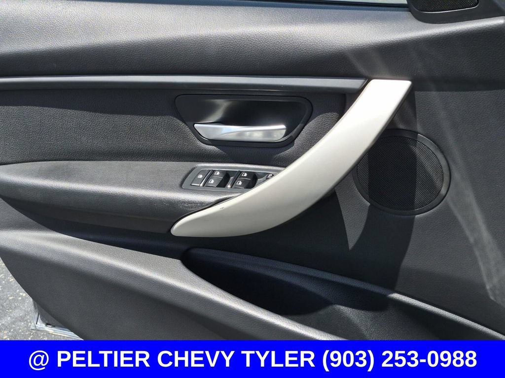 Used 2018 BMW 320i xDrive Sedan AWD/4WD image 29