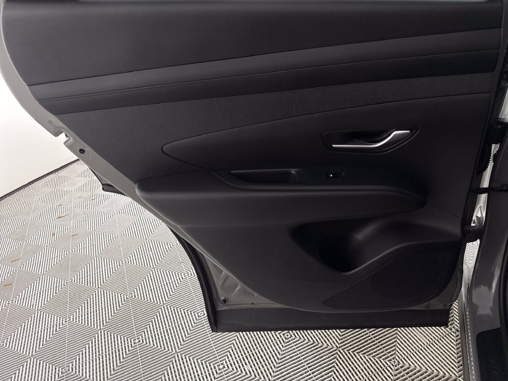 Certified 2025 Hyundai Tucson SEL FWD image 14