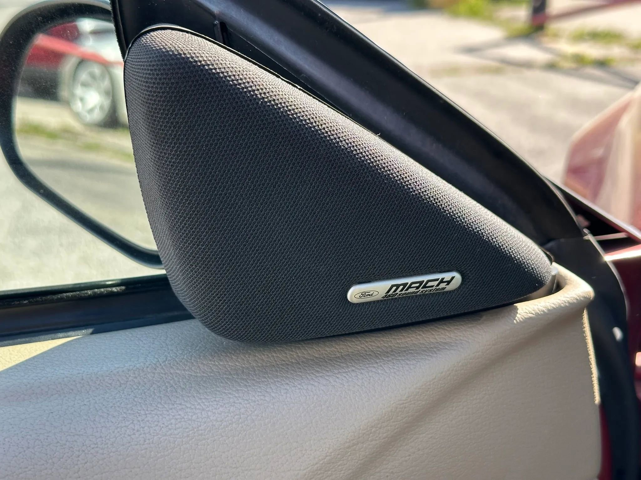 Used 1999 Ford Mustang Coupe image 23