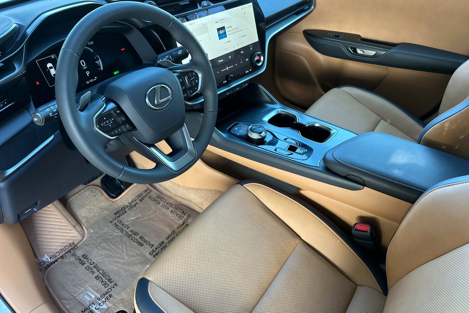 Certified 2025 Lexus RZ 300e w/ Accessory Package (2T) image 11