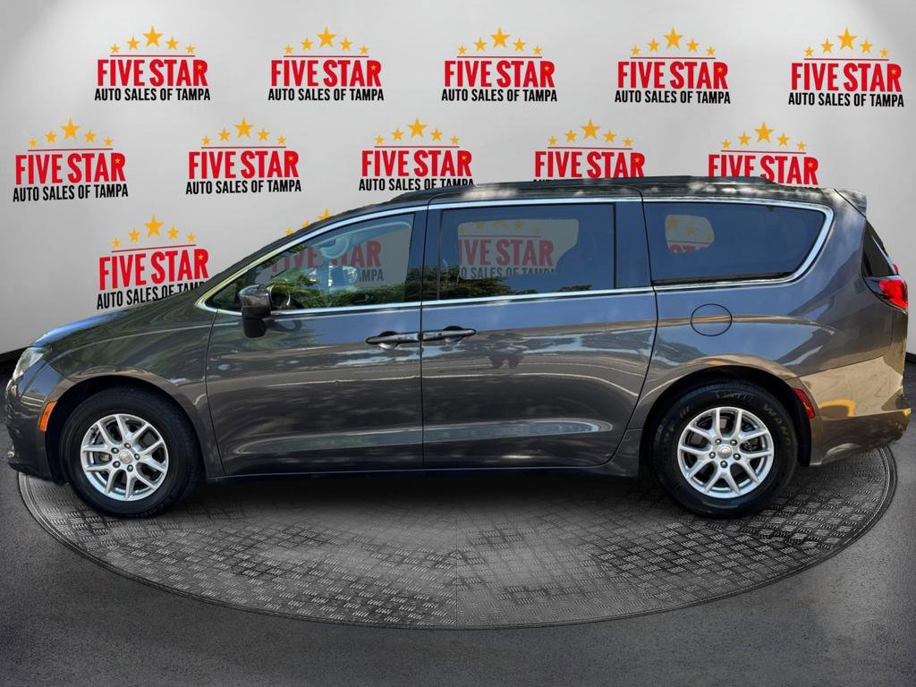 Used 2020 Chrysler Voyager Lxi FWD image 4