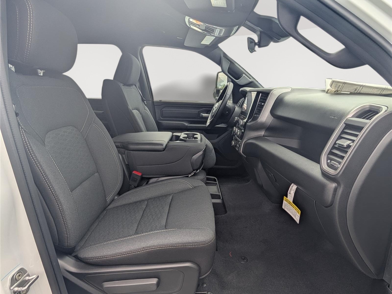 New 2026 RAM 1500 Express AWD/4WD image 8
