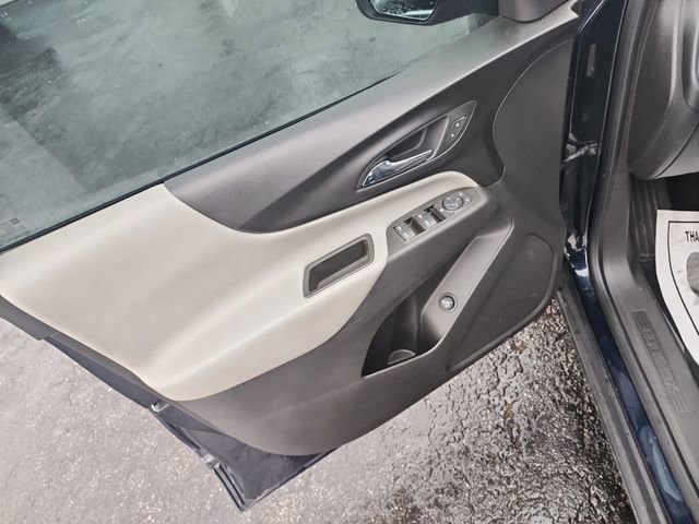Used 2020 Chevrolet Equinox LT image 18