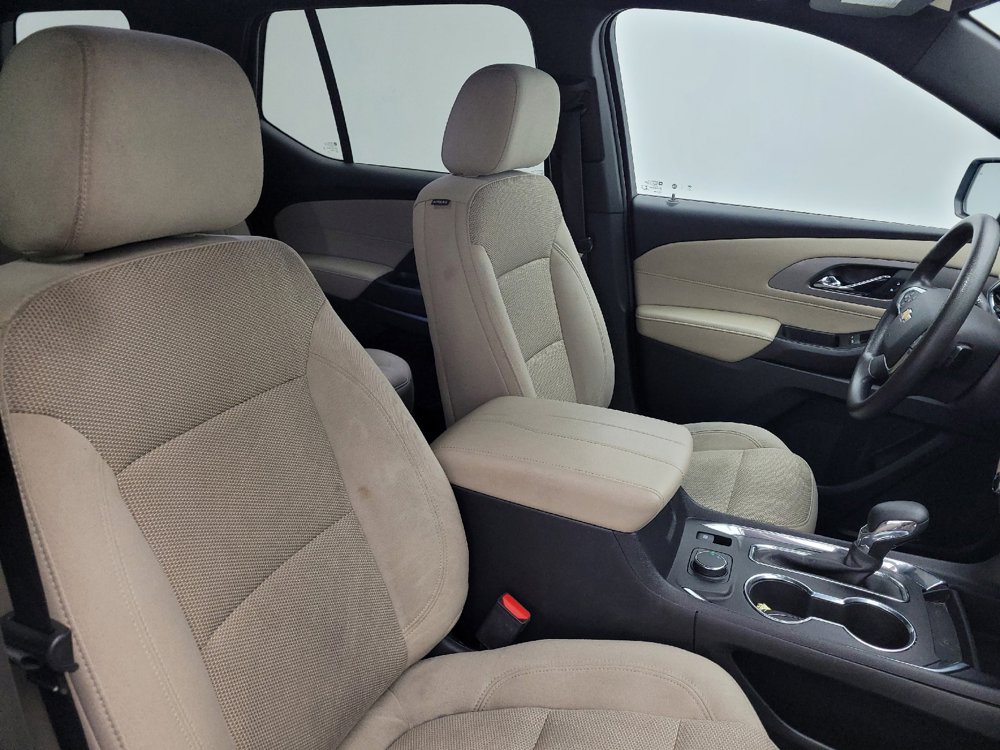 Used 2023 Chevrolet Traverse LS w/ Safety Package FWD image 21