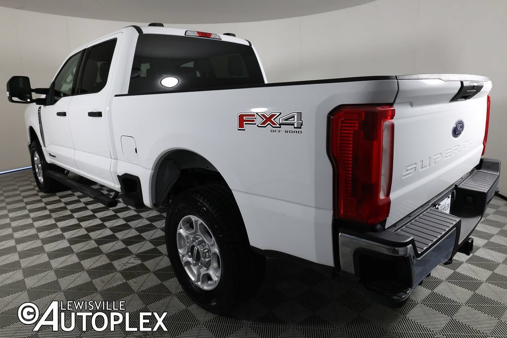 Used 2025 Ford F250 XLT w/ FX4 Off-Road Package AWD/4WD image 8