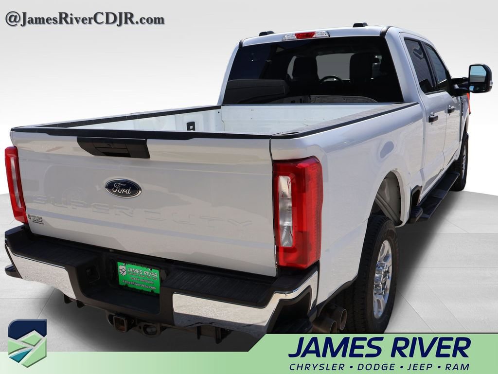 Used 2024 Ford F250 XLT AWD/4WD image 5
