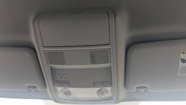 Used 2017 Volkswagen Passat 1.8T S image 38