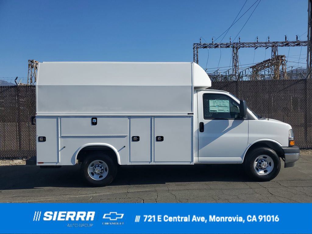 New 2025 Chevrolet Express 3500 w/ Power Convenience Package