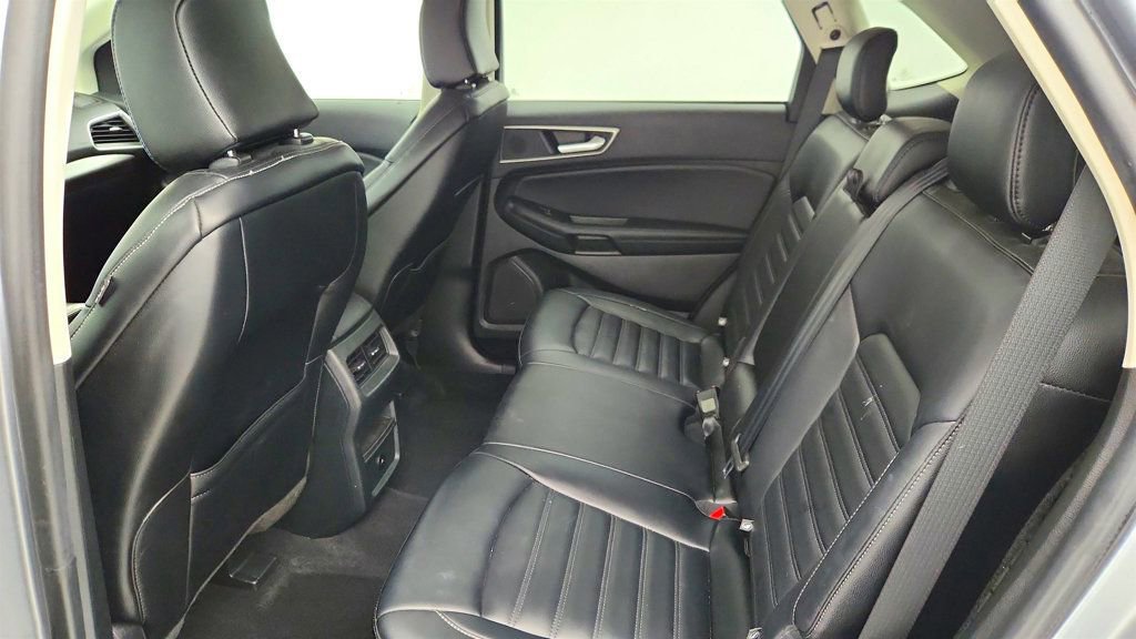 Used 2024 Ford Edge SEL image 21