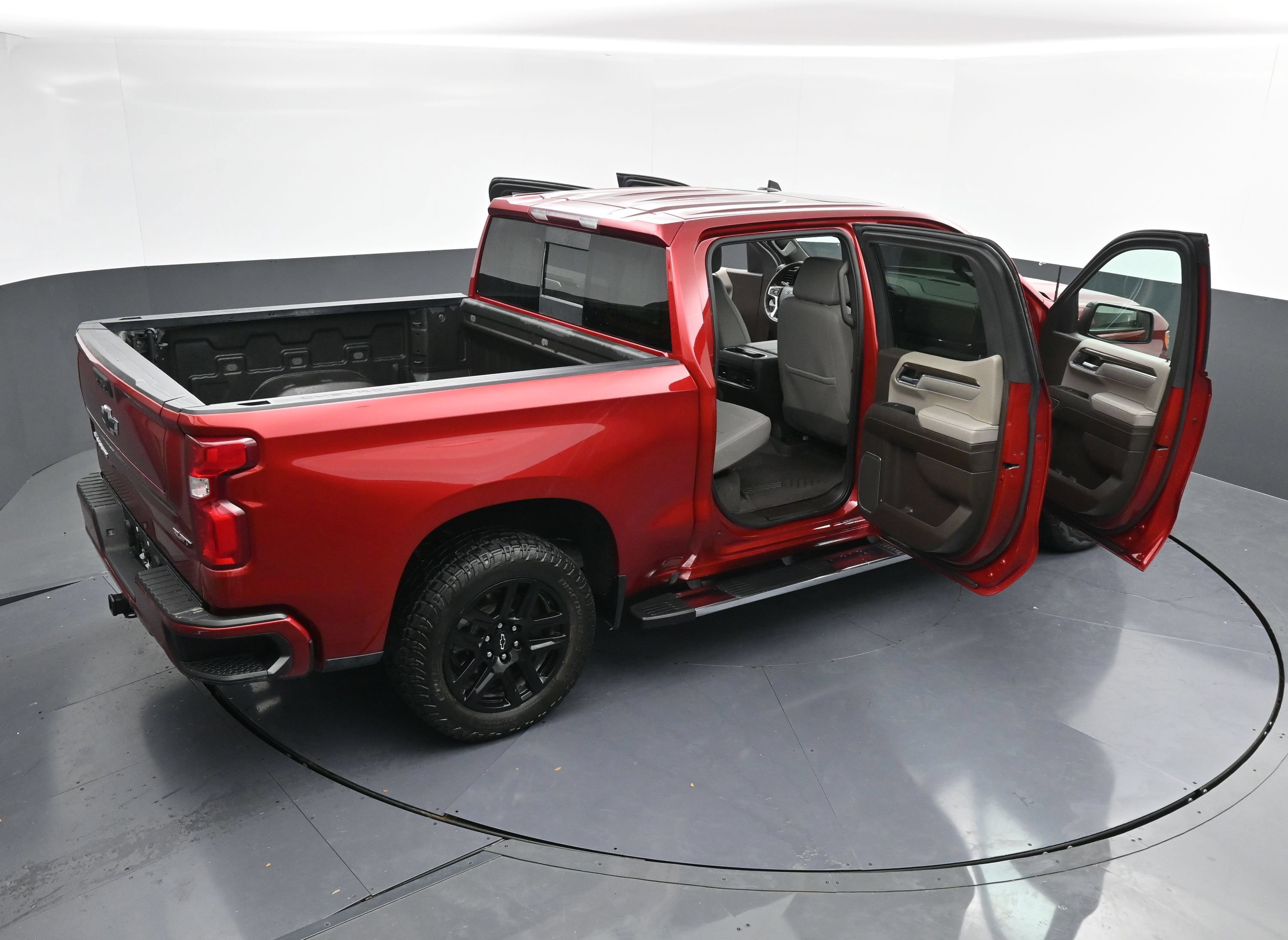 Used 2024 Chevrolet Silverado 1500 RST w/ Convenience Package II AWD/4WD image 46