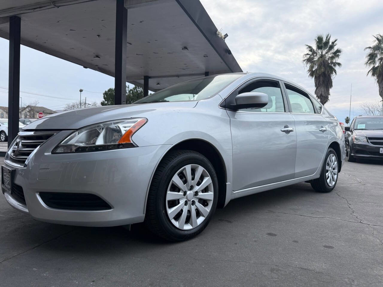 Used 2015 Nissan Sentra S FWD image 6