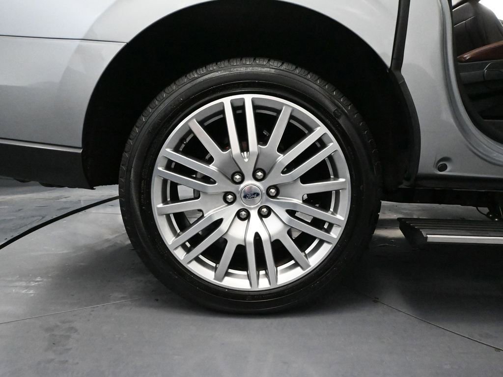 Used 2024 Ford Expedition Max Limited image 15