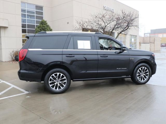 Used 2025 Ford Expedition Platinum image 6