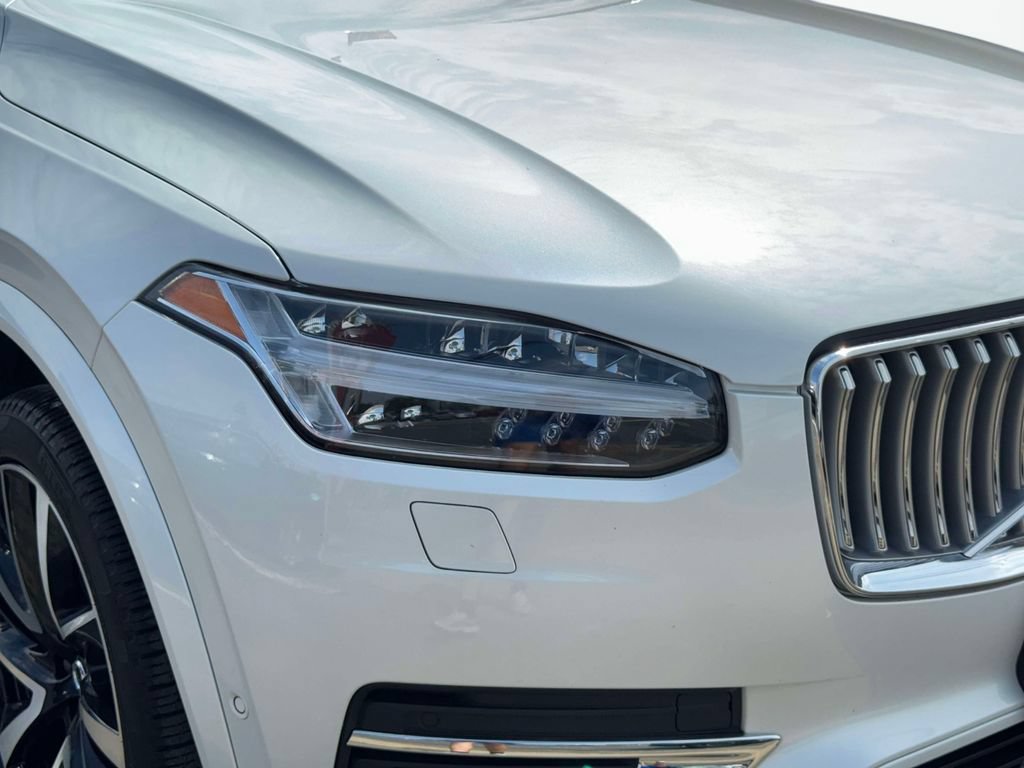 Used 2024 Volvo XC90 B6 Plus w/ Protection Package Premier AWD/4WD image 4