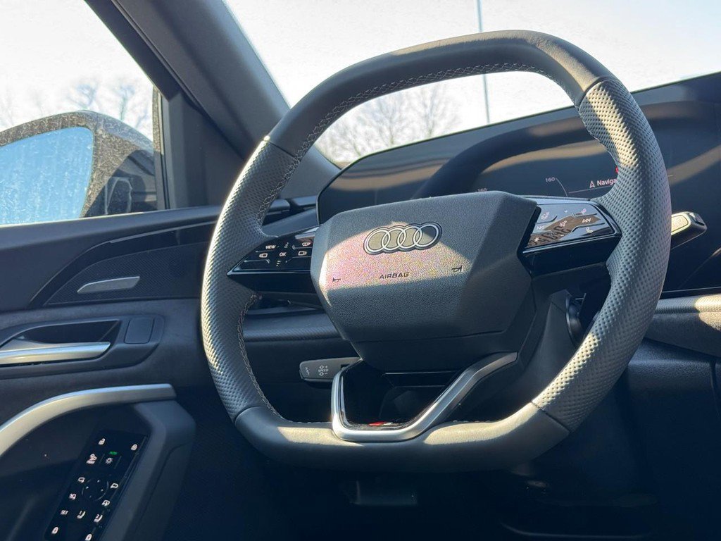 New 2025 Audi SQ5 Premium Plus image 9