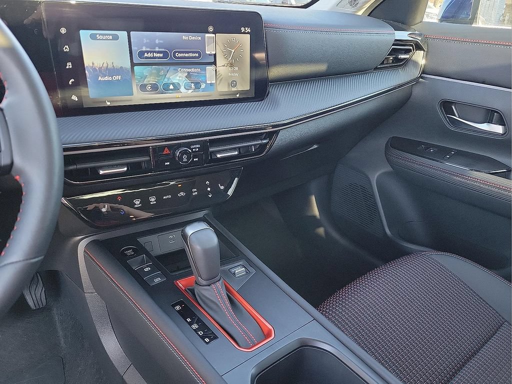Used 2025 Nissan Kicks SR w/ SR Premium Package AWD/4WD image 20