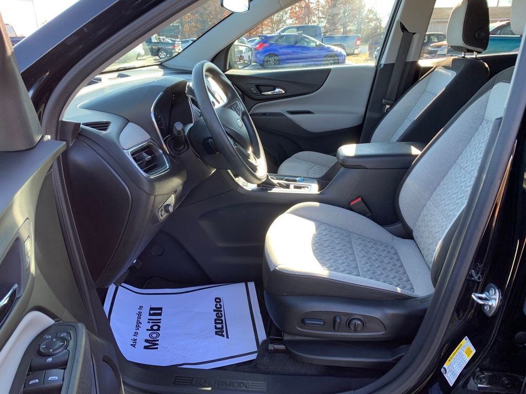 Used 2024 Chevrolet Equinox LS w/ LS Convenience Package image 23