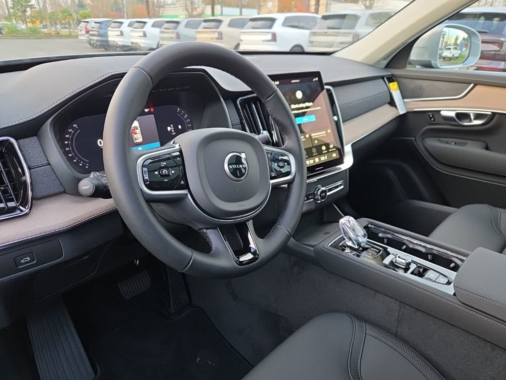 New 2026 Volvo XC90 B5 Core w/ Protection Package Premier AWD/4WD image 7