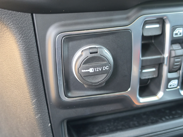 Used 2022 Jeep Wrangler Unlimited Sport AWD/4WD image 27