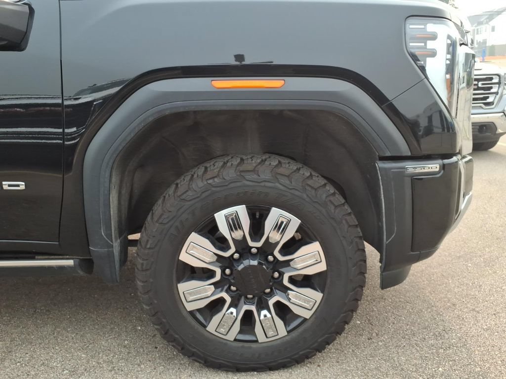 Used 2024 GMC Sierra 2500 Denali w/ Denali Reserve Package AWD/4WD image 25