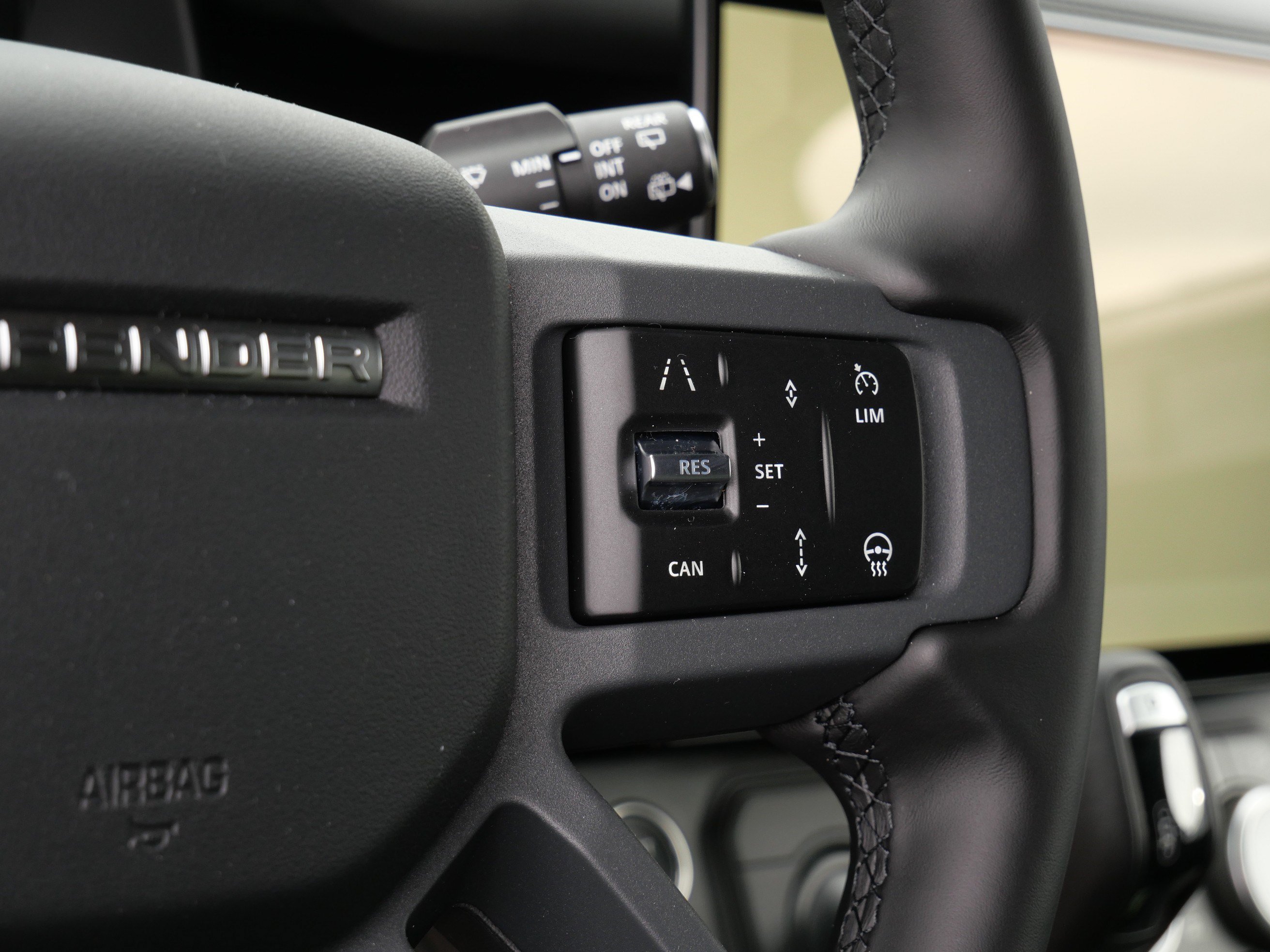 New 2026 Land Rover Defender 130 X-Dynamic SE AWD/4WD image 9
