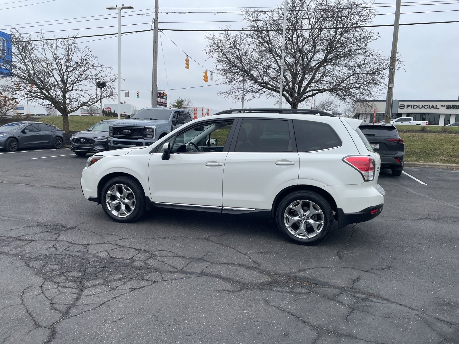 Used 2017 Subaru Forester 2.5i Touring image 9