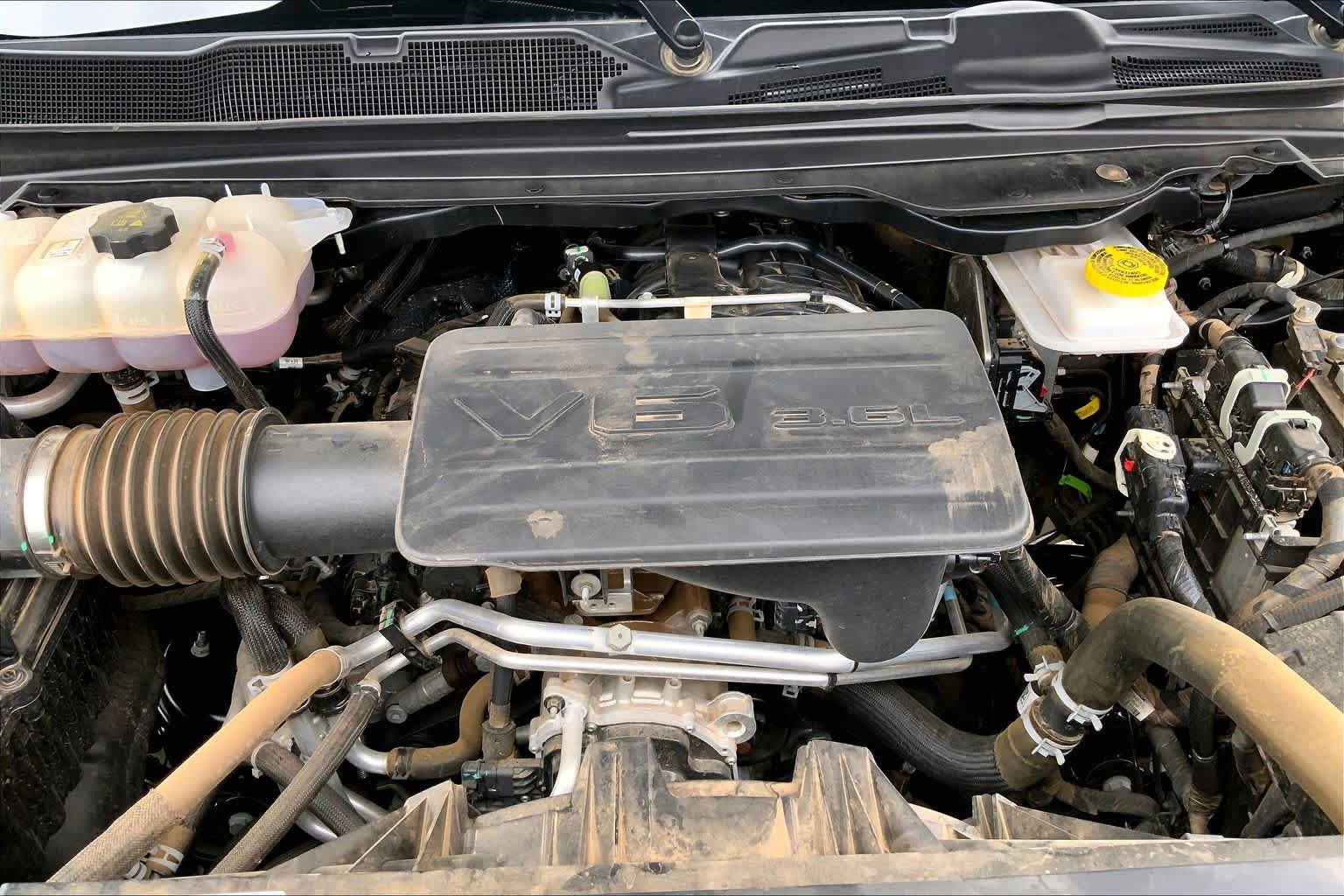 Used 2025 RAM 1500 Tradesman AWD/4WD image 32