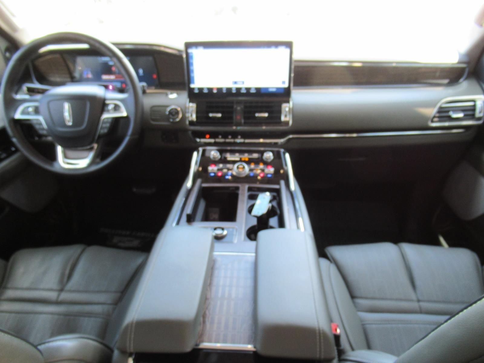Used 2023 Lincoln Navigator L Black Label AWD/4WD image 13