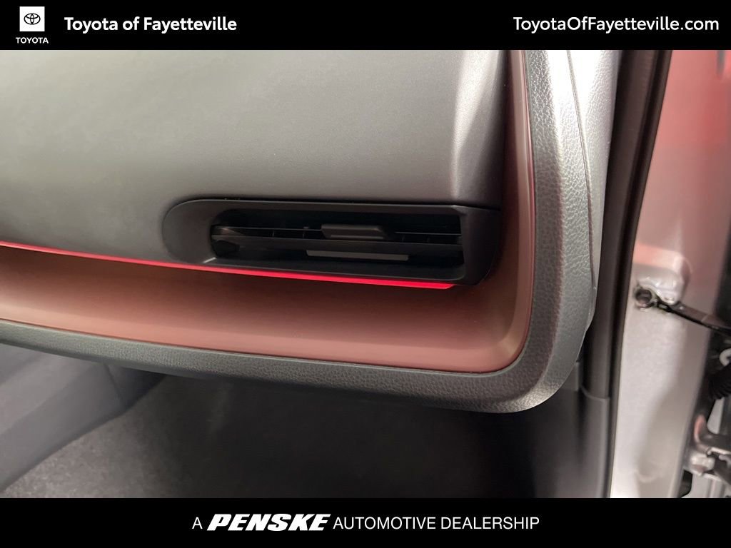 Used 2024 Toyota Prius Prime XSE Premium image 22